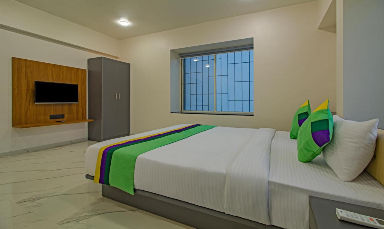 Treebo Atithi Comforts Inn Pune Exterior photo